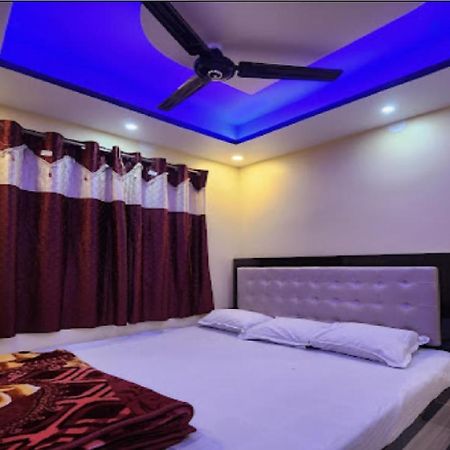 Hotel Ilora By Wb Inn Tarapith Buitenkant foto