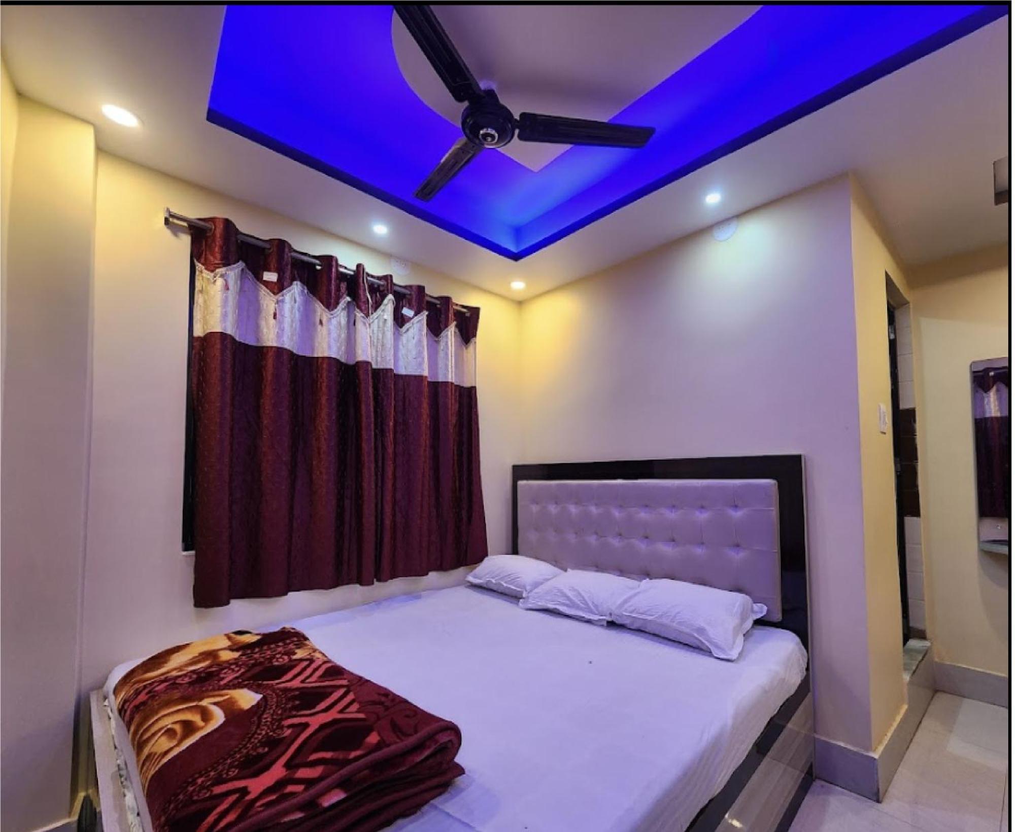 Hotel Ilora By Wb Inn Tarapith Buitenkant foto